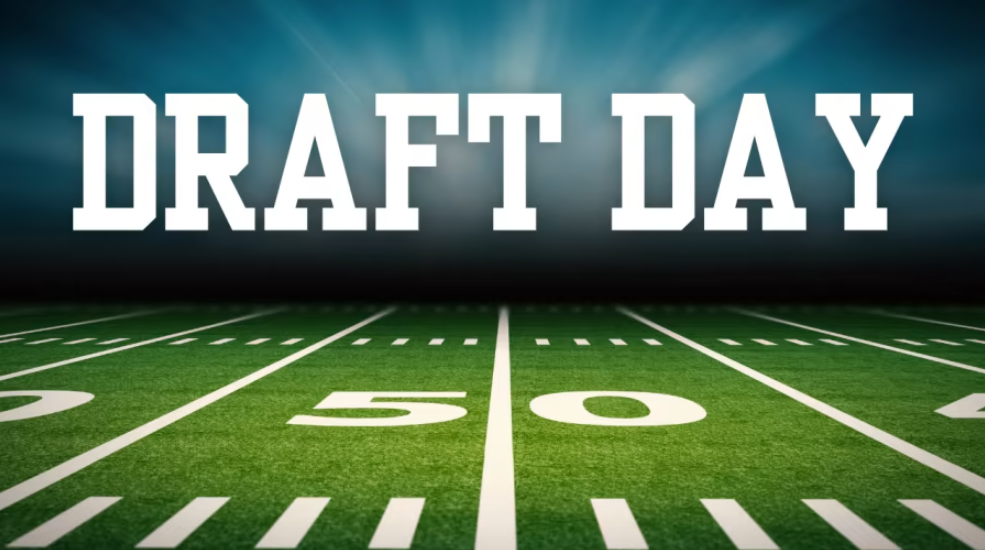 Live Drafts and Live Auctions at DataForce Fantasy Football